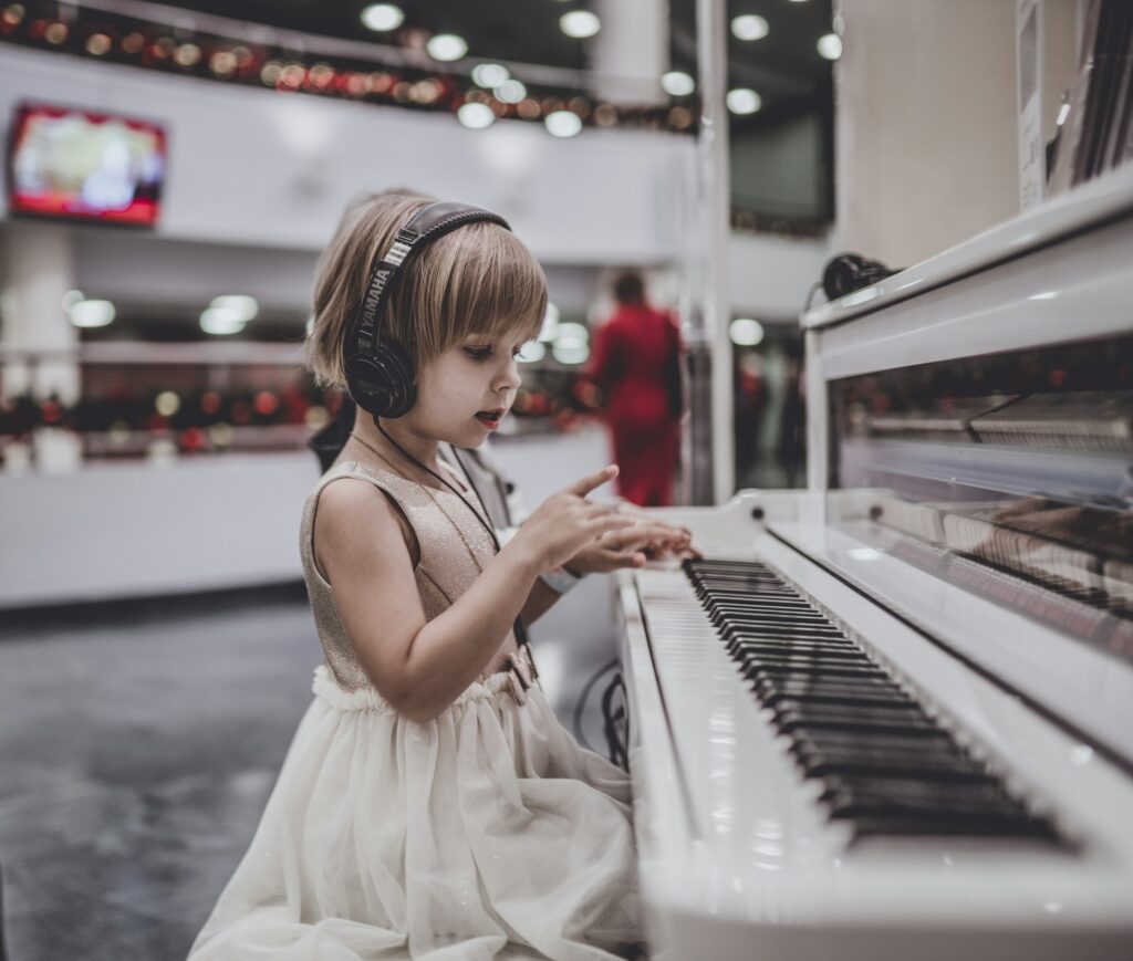 child piano